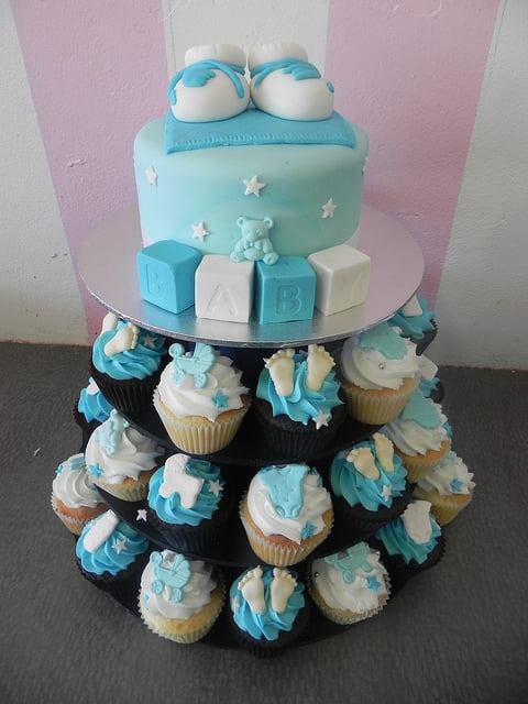 Adorable Baby Shower Cakes And Cupcakes