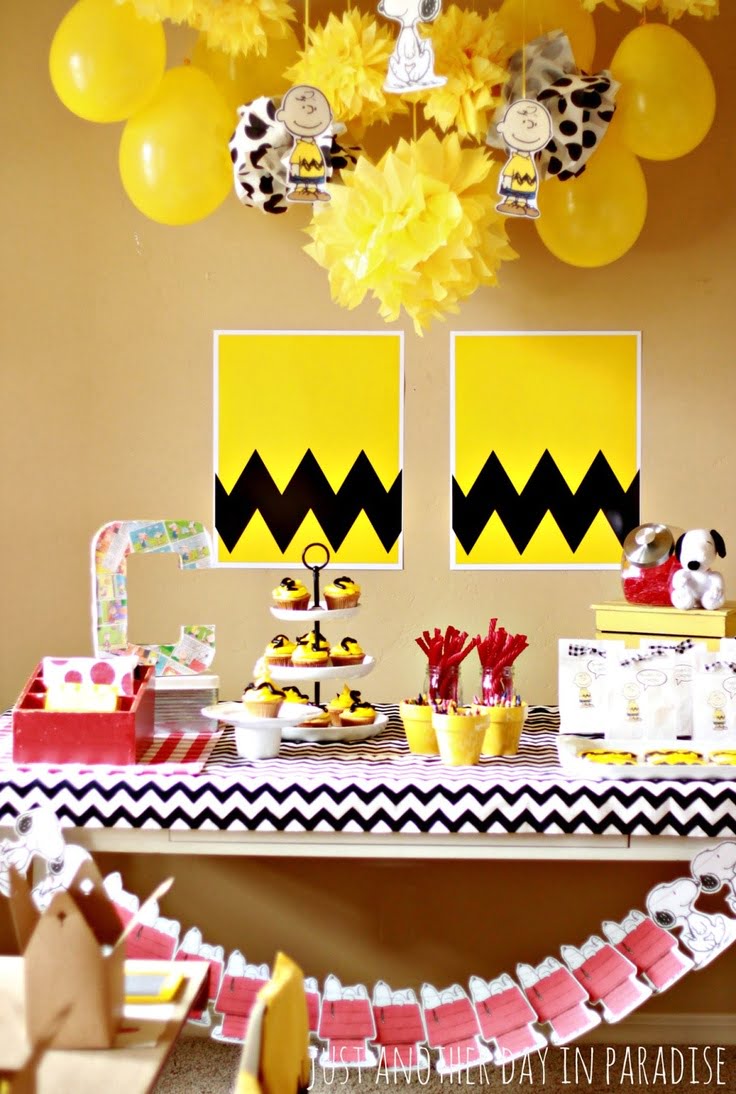 Yellow Snoopy Baby Shower Decoration